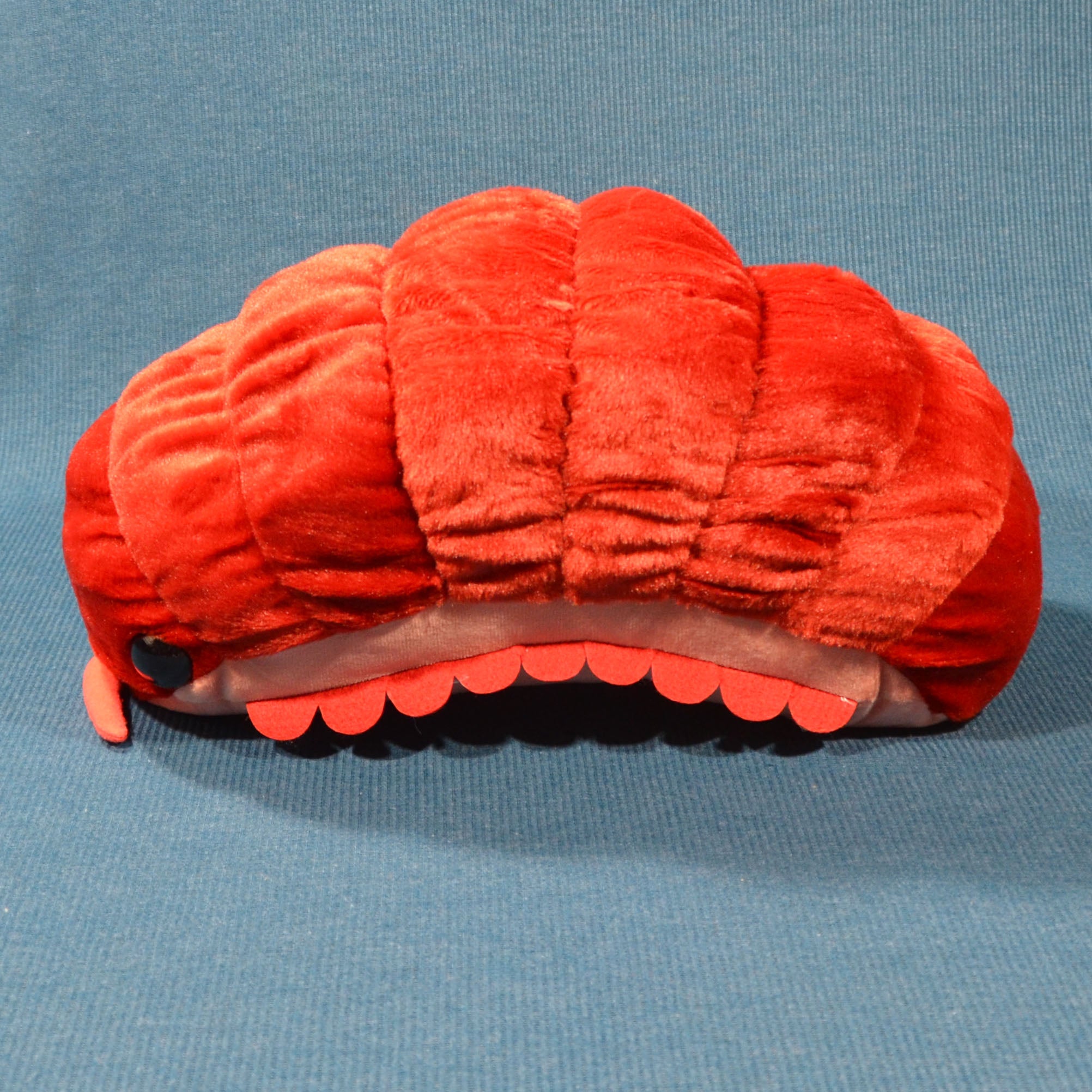 Pillbug/Isopod - Red (Large)